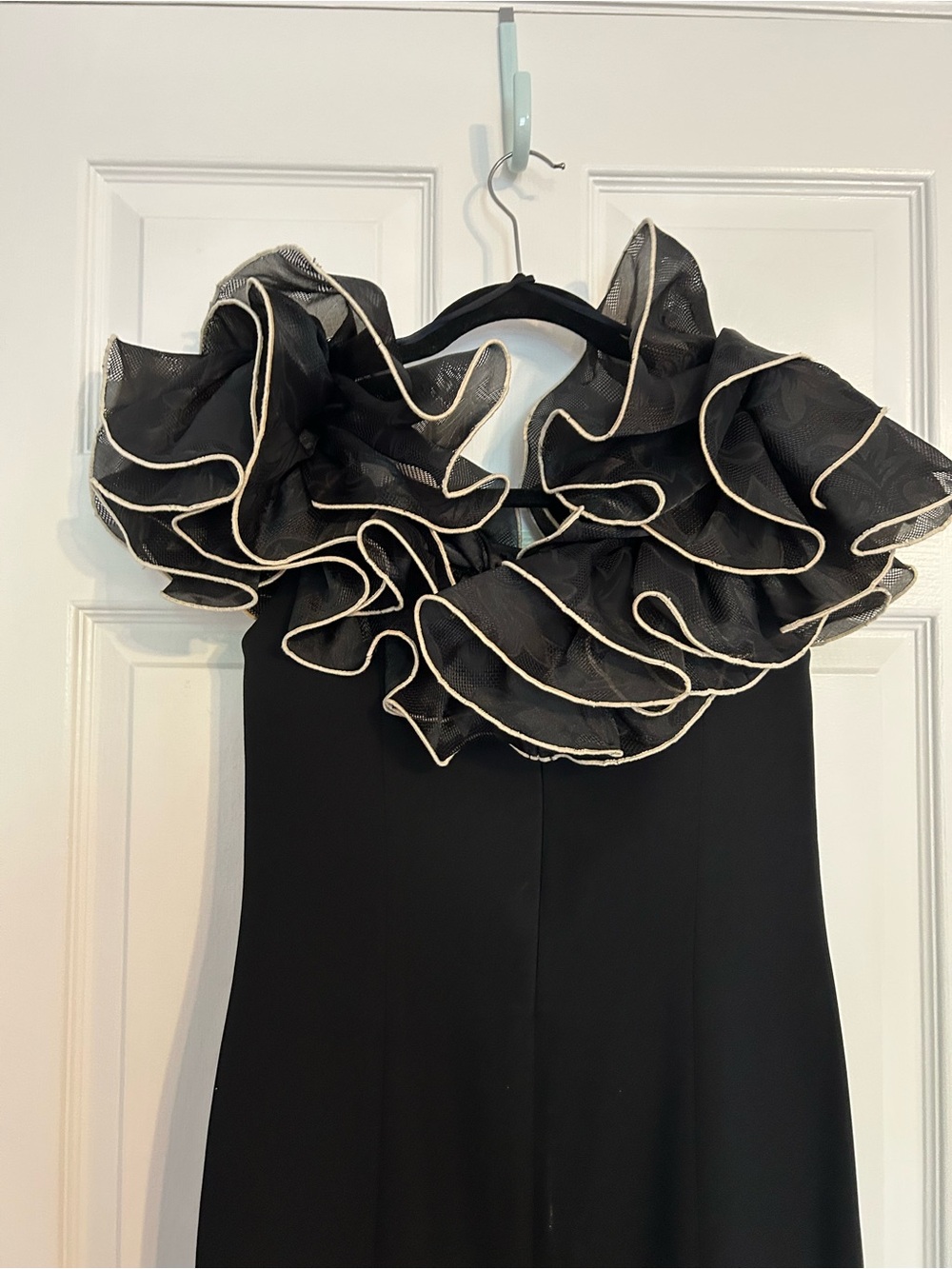 Warren Petites at Saks Fifth Avenue Vintage Black Dress with Ruffle Neckline - Picture 7 of 7